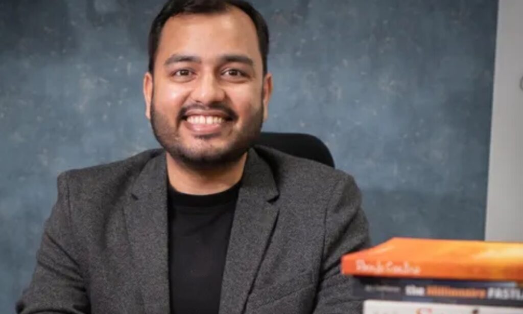 Alakh Pandey Net Worth